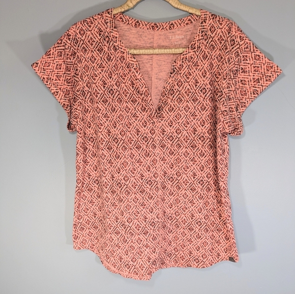 L.L. Bean Tops - LL Bean Pink Notch Neck Center Seam Knit Tunic Length Top
